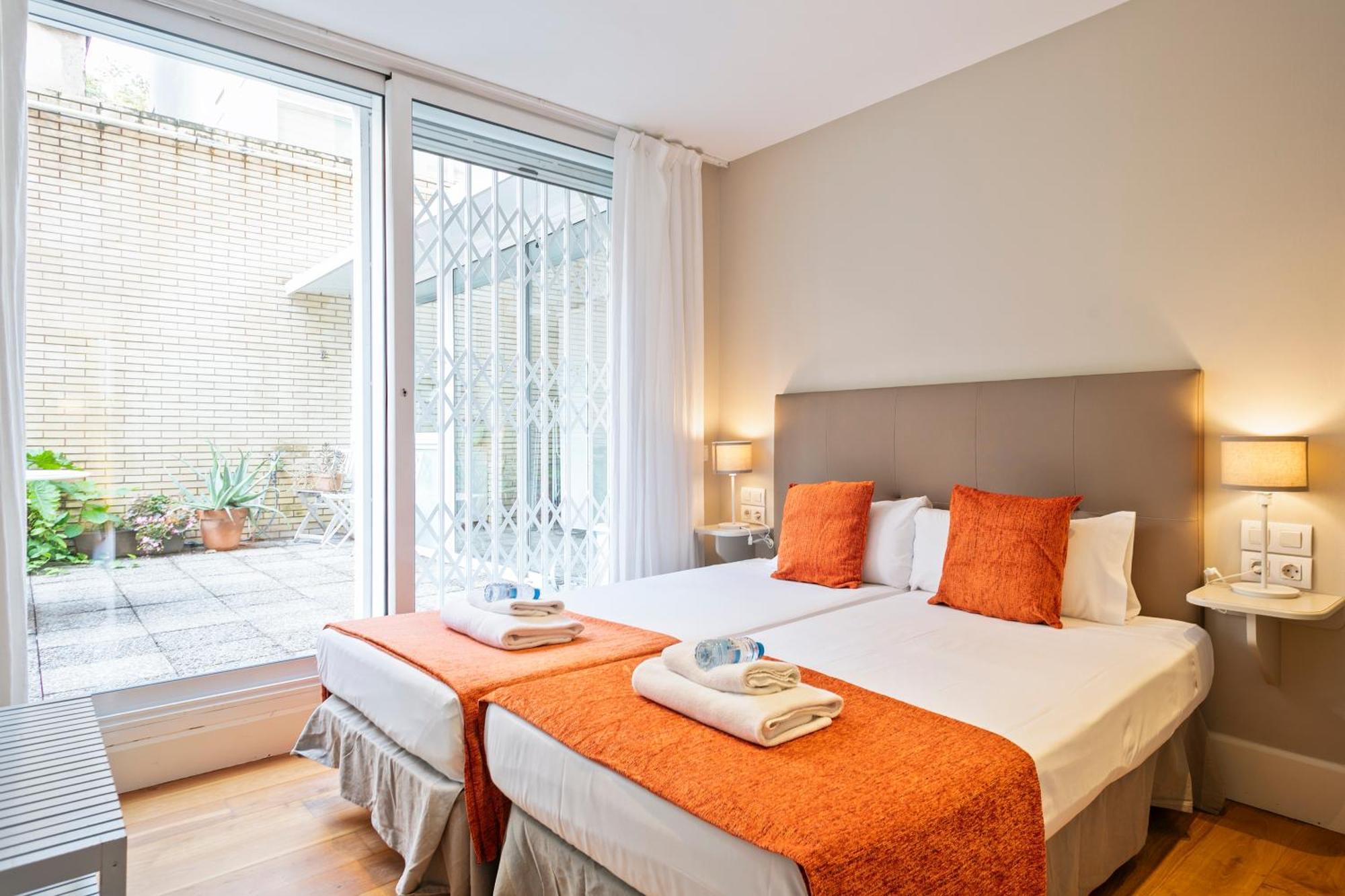 Alcam Olimpic Apartment Barcelona Bagian luar foto