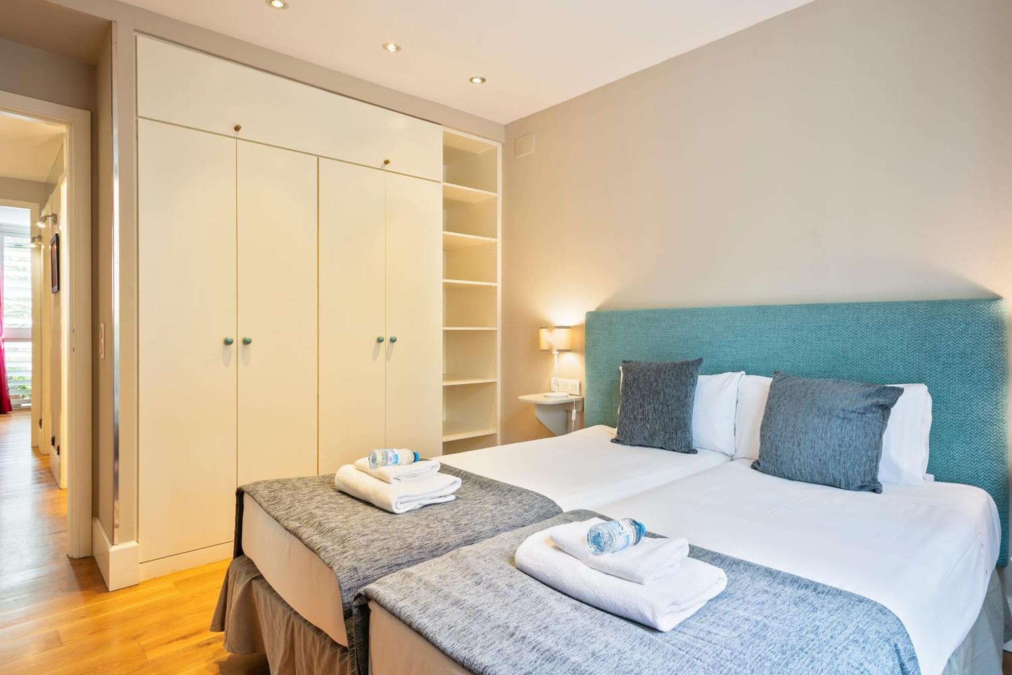 Alcam Olimpic Apartment Barcelona Bagian luar foto